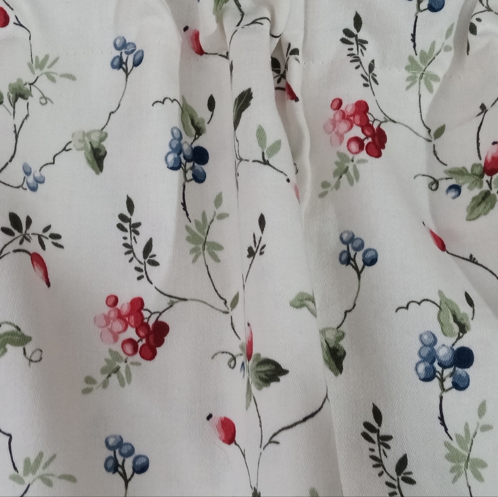 Pair Waverly Home Berry Lane Thistle Vines Valance 15" x 76" Red Blue Green